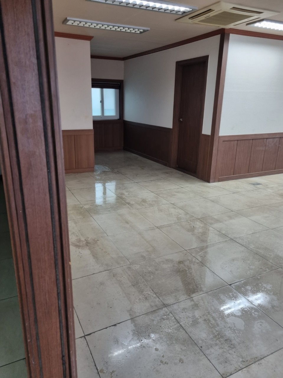 부산 기장군 폐업폐기물처리 작업 후 정리 완료 사진 2