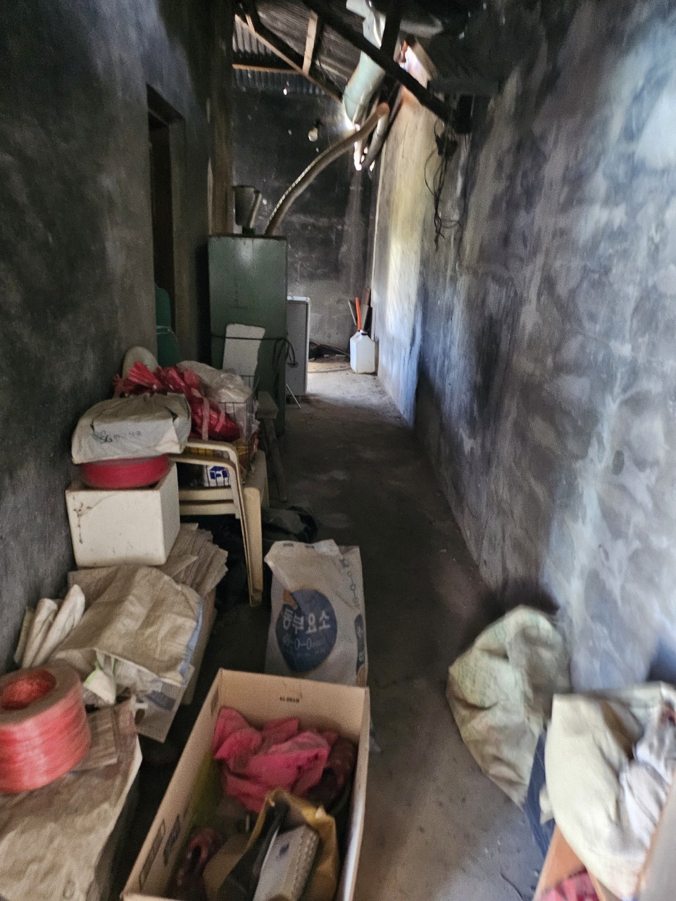 부산 동래구 가정폐기물처리 작업 전 폐기물 현장 사진 1