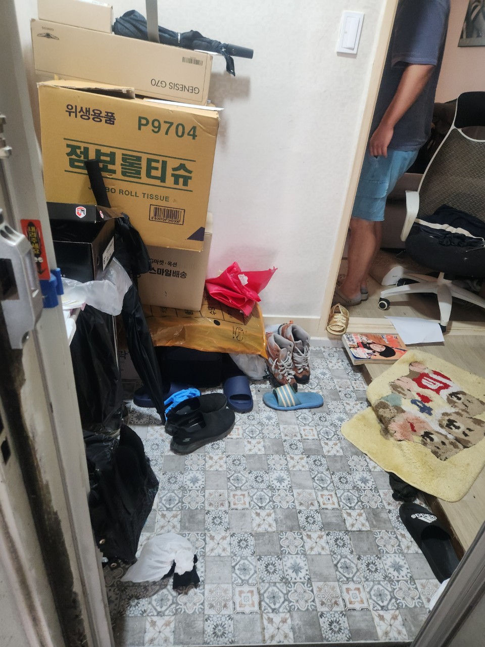 거제 가정폐기물처리 작업 전 폐기물 현장 사진 2