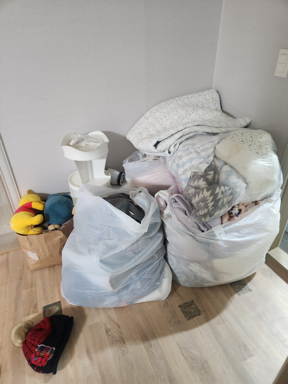 울산 울주군 폐업폐기물처리 폐기물 분류 과정 사진 1
