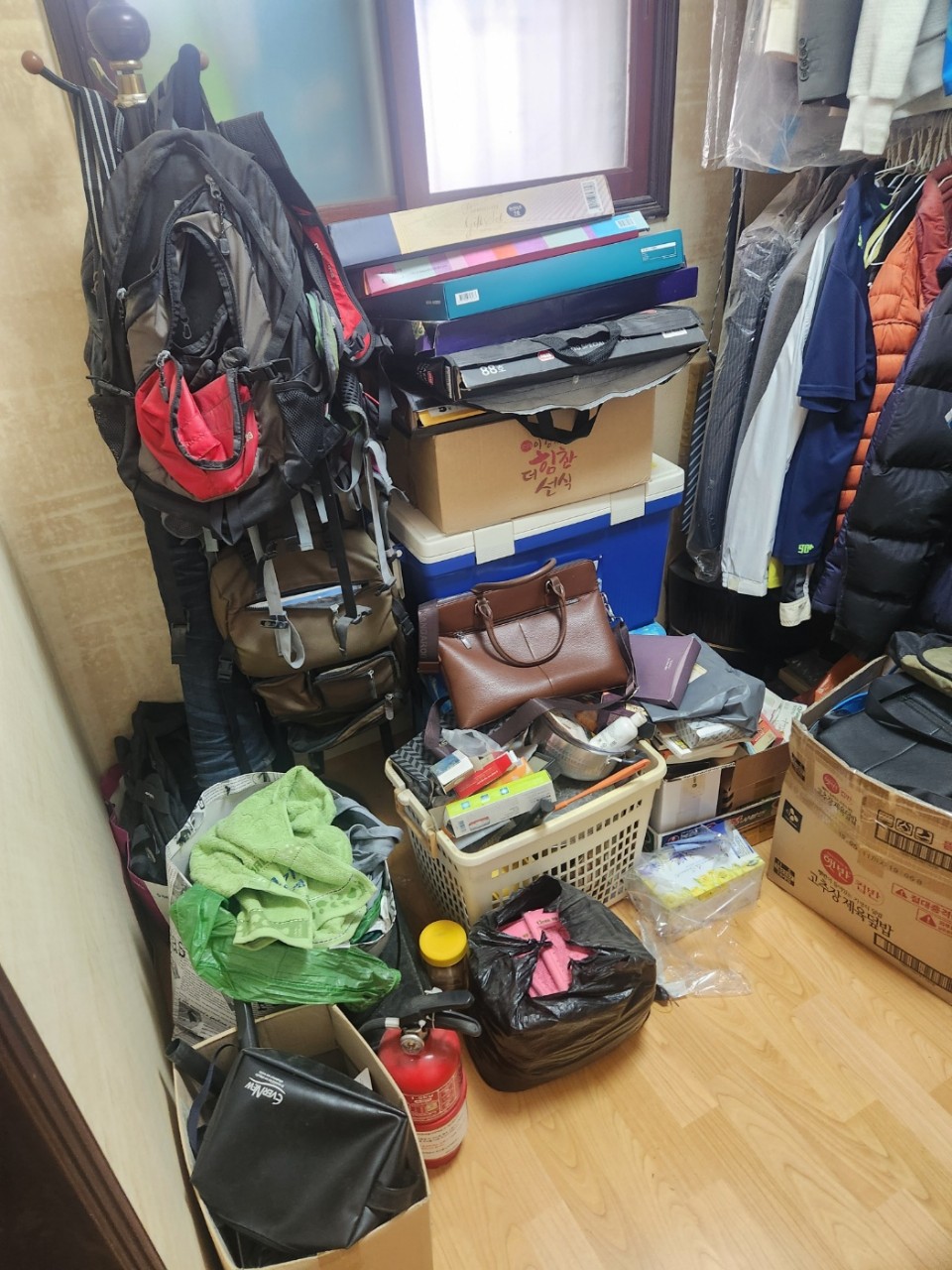 부산 폐기물처리 작업 전 현장 사진