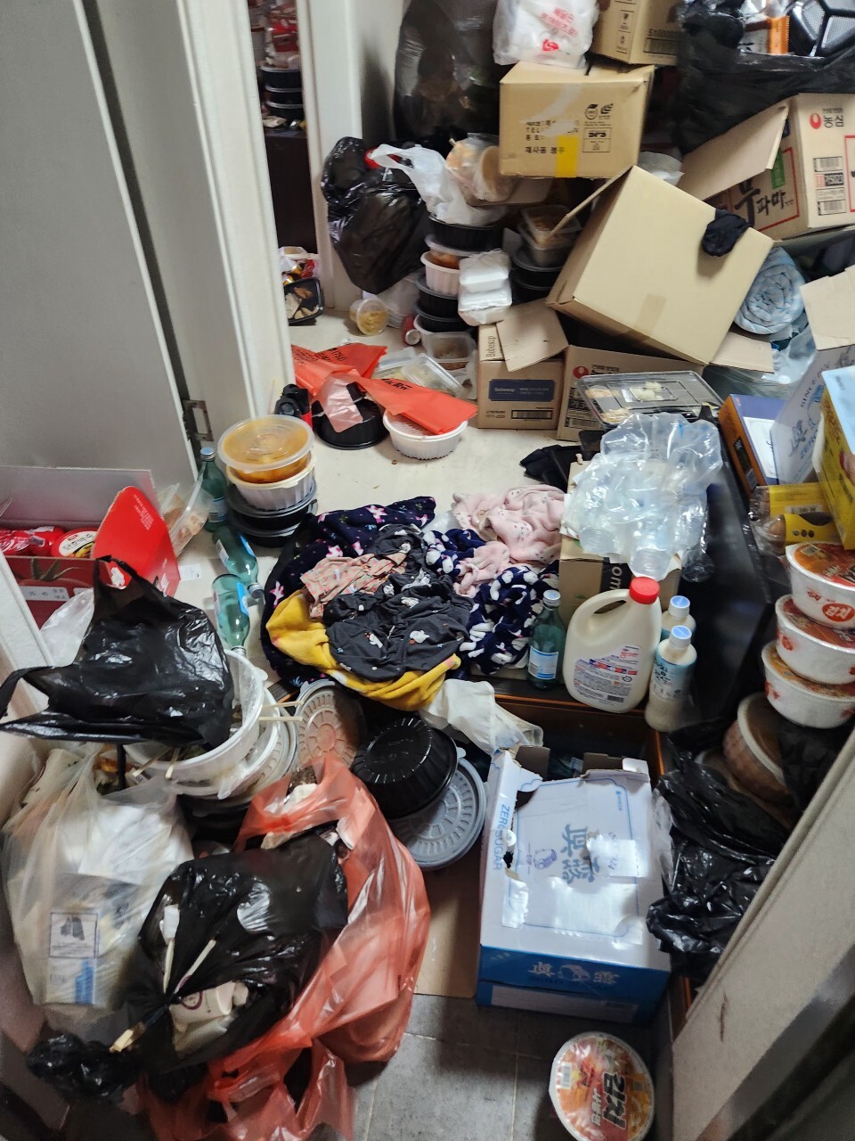 부산 생활폐기물 작업 전 사진